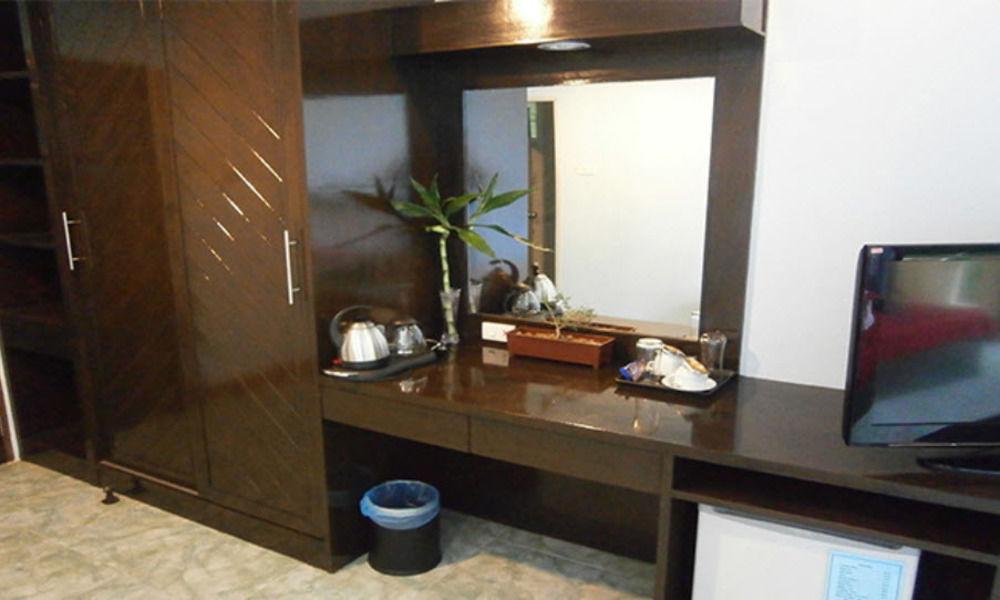 Feng Shui House Guest house Patong