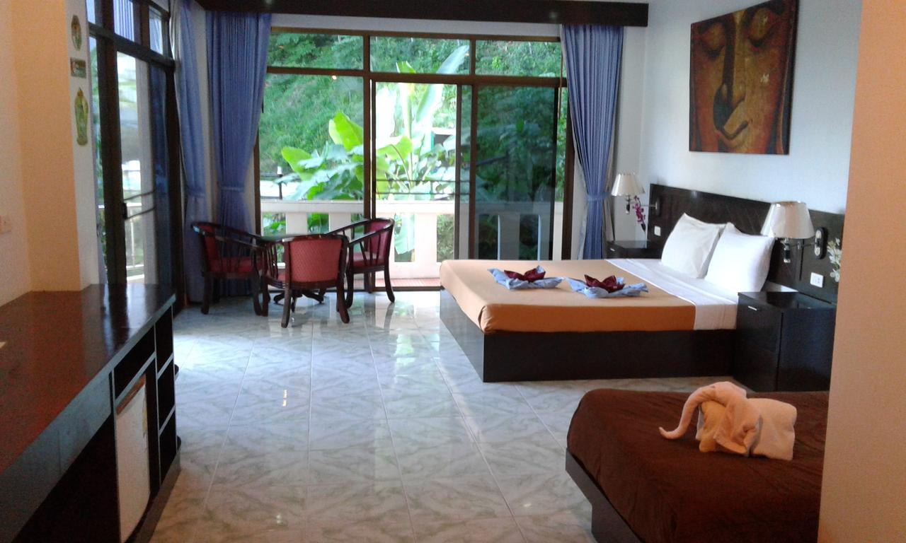 Feng Shui House 3*