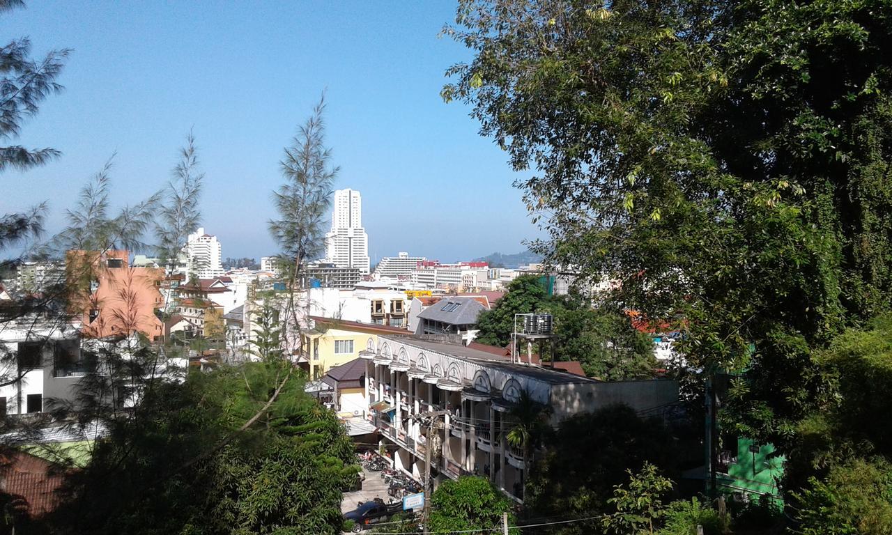 Feng Shui House 3*
