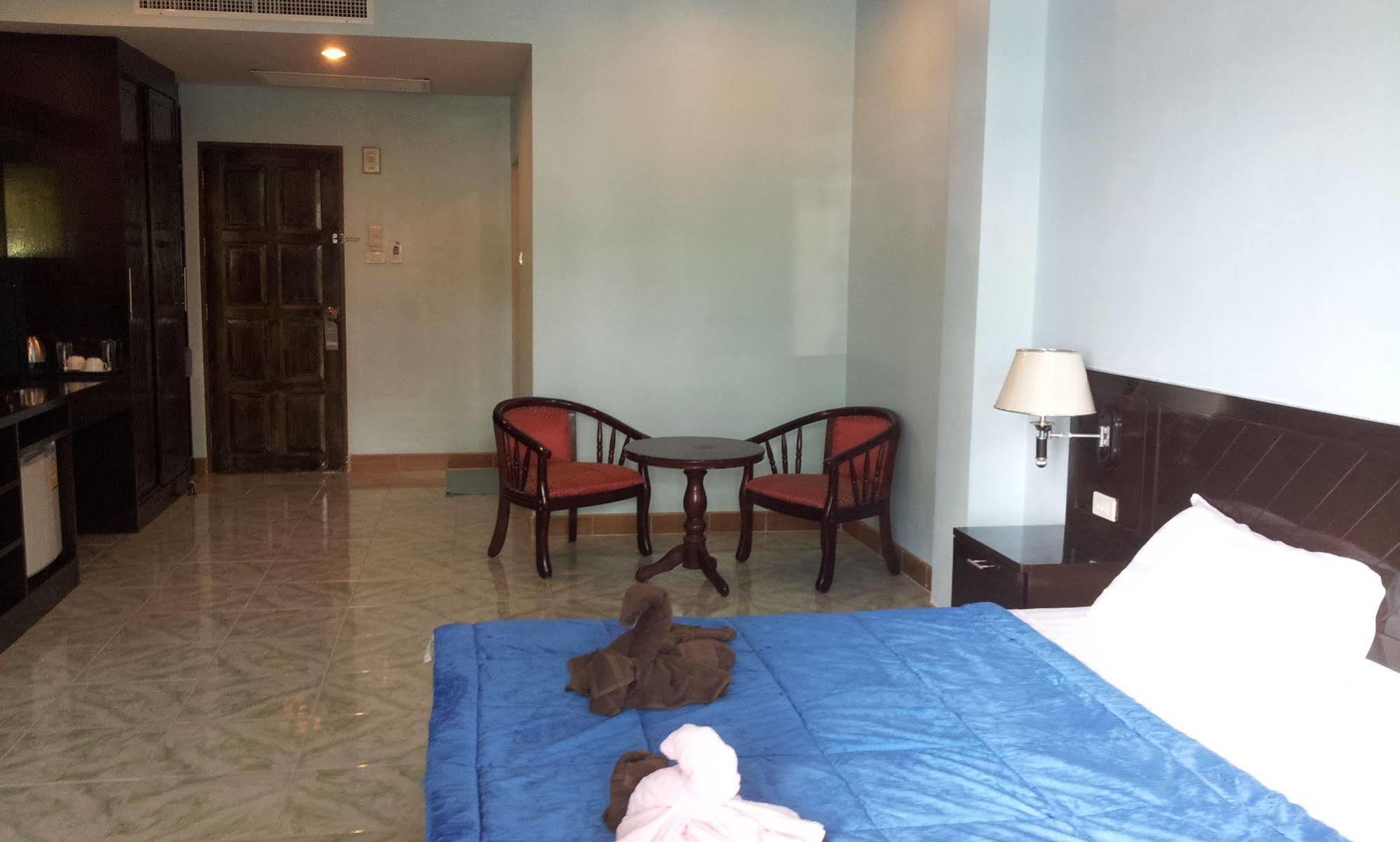 Feng Shui House Guest house Patong